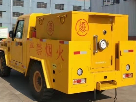 容县凯龙爆破器材运输车：保障爆破任务的安全运行